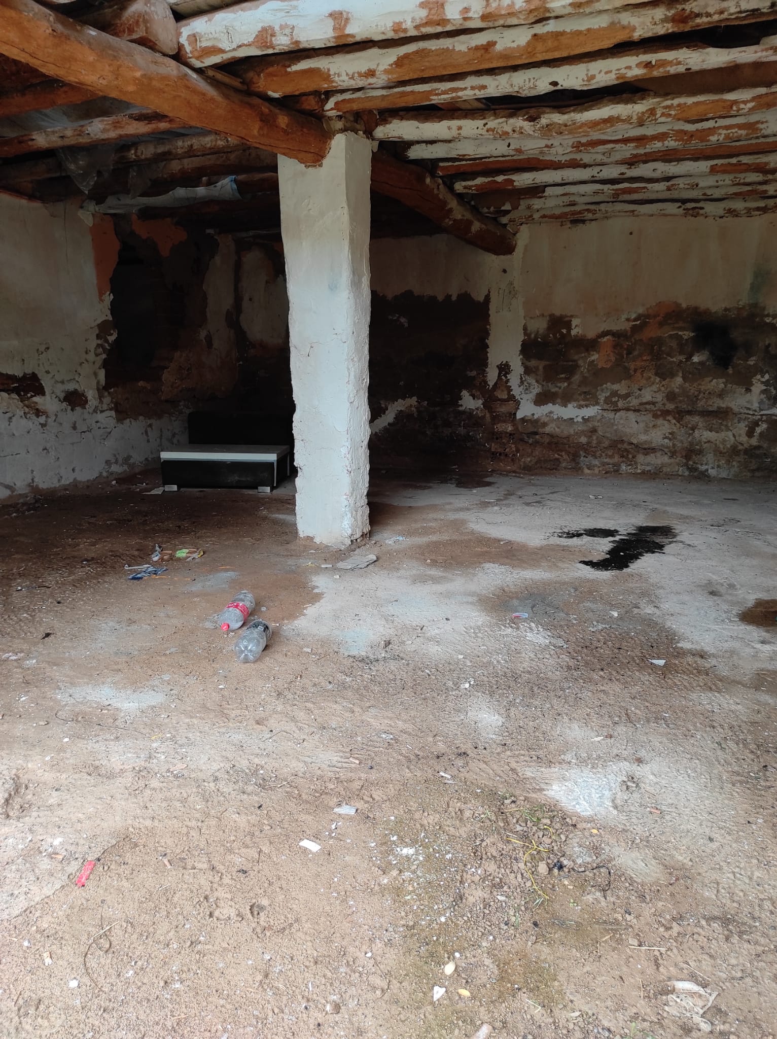 Imagen 2 de CASA + TERRENO RUSTICO EN ALBELDA DE IREGUA