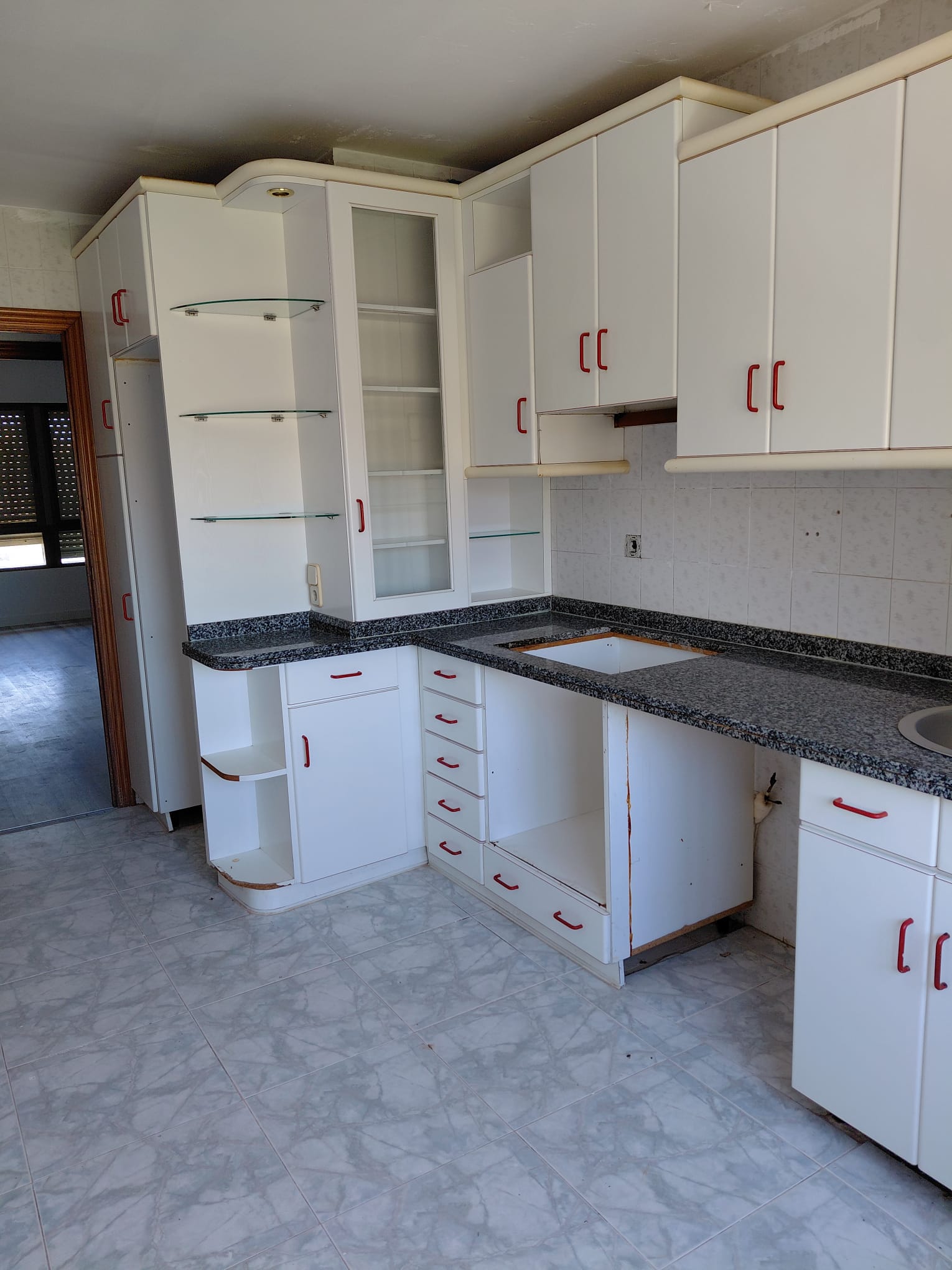 Imagen 3 de PISO DE 4 DORMITORIOS EN VILLAMEDIANA 