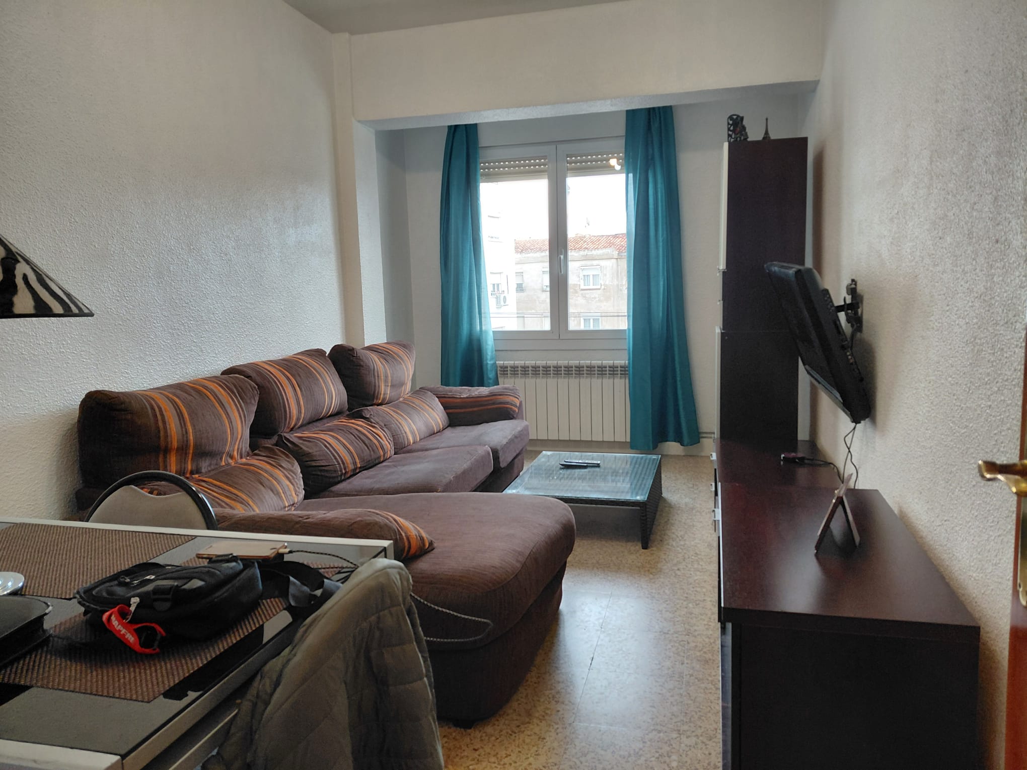 Imagen 0 de PISO EN LA CALLE LARDERO