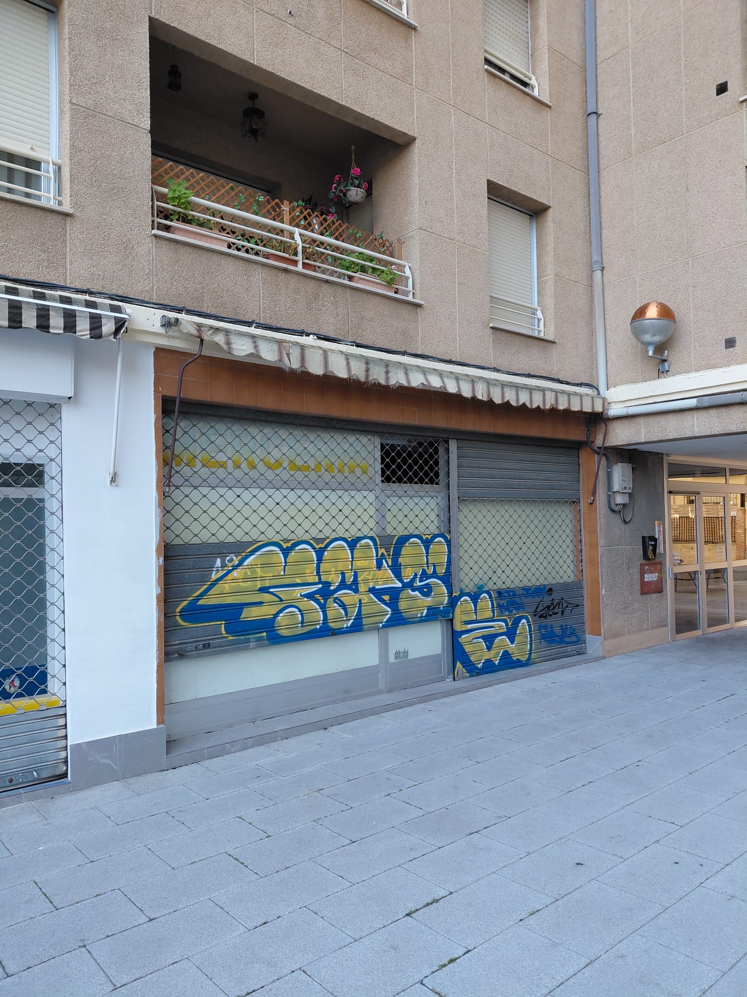 Imagen 1 de LOCAL COMERCIAL AVENIDA DE CONSTITUCION